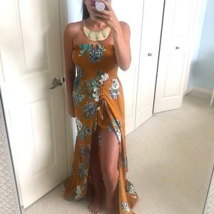NWT- 🌻YelloW Floral Maxi Romper🌻
